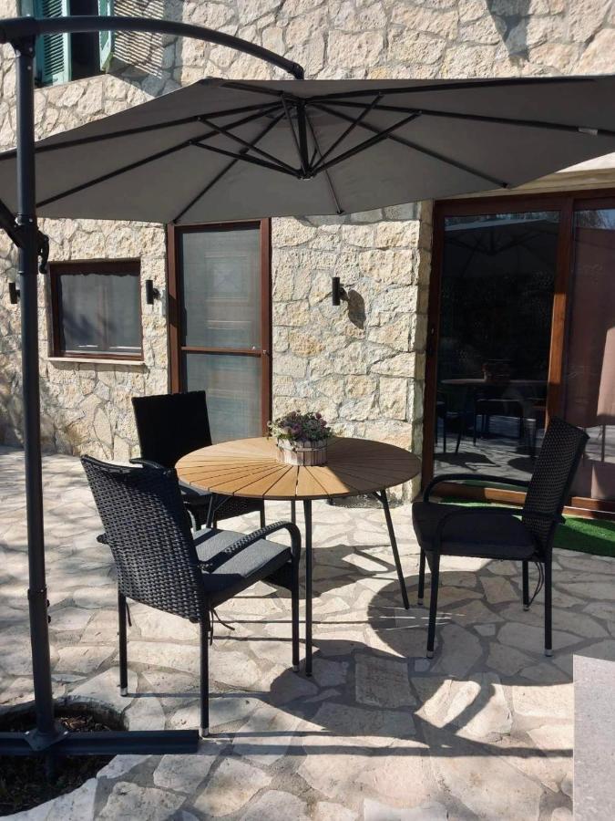 Moxy Paxos Apartments Gaios Eksteriør bilde