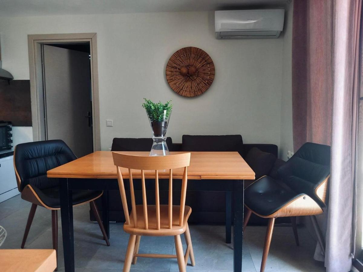 Moxy Paxos Apartments Gaios Eksteriør bilde